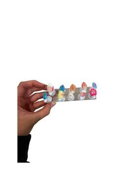 NWT Nails by Eliza Floral & Tropical Press-On Nail Set